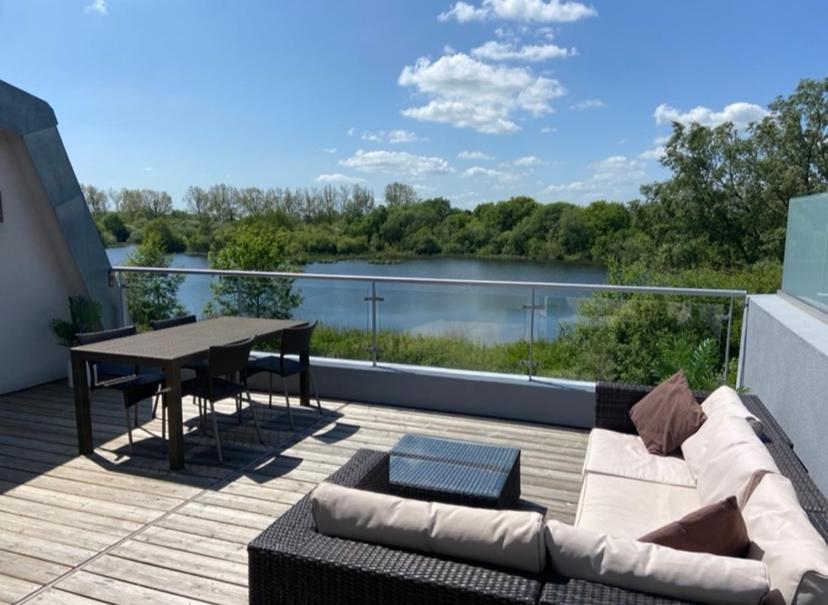 Reed Warbler - Hm111 - Lower Mill Estate Penthouse Apartment With Spa Access Somerford Keynes Kültér fotó